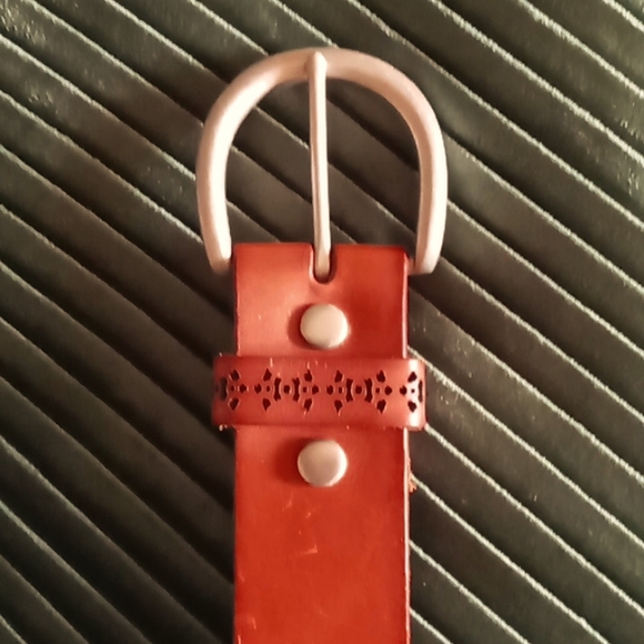 Lucky Brand leather belt - Picture 2 of 4